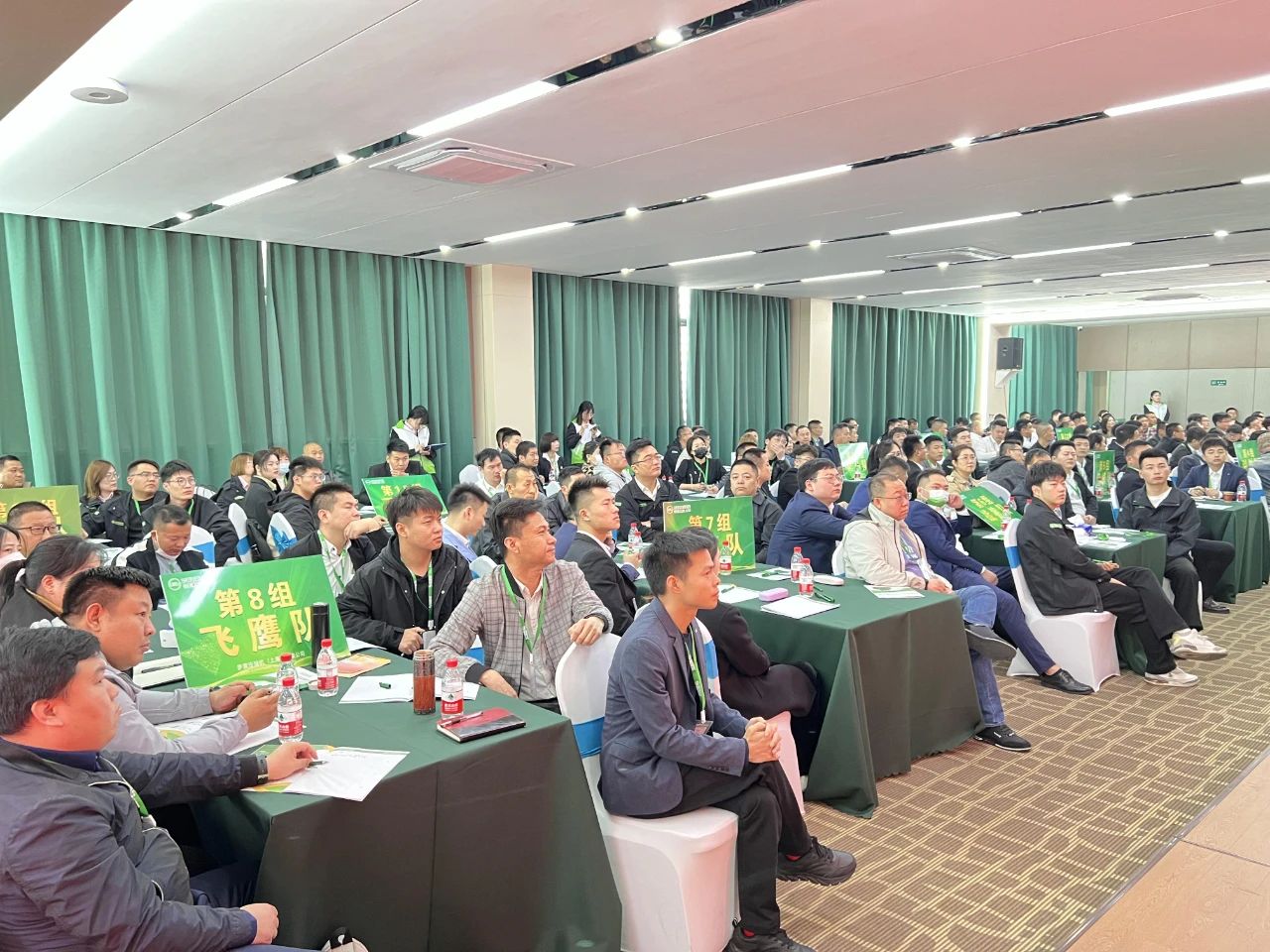 _W(xu)ԺʮȫN۾ӢӖ(xn)AMɹ